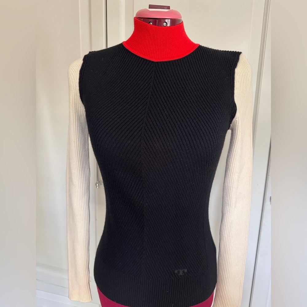 Never Worn Tory Burch Cream, Black and Red Knit Sweater with tags.